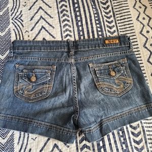 Blue denim short